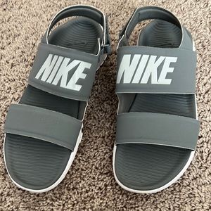 nike velcro slide